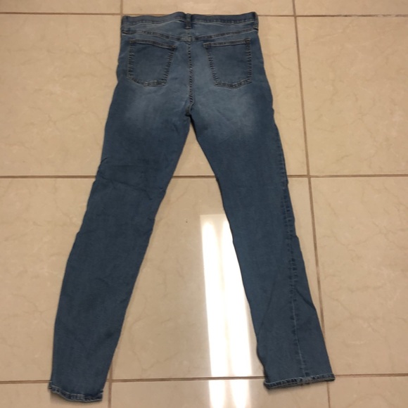 Old Navy Blue Slim Fit Denim Jeans - Picture 2 of 5